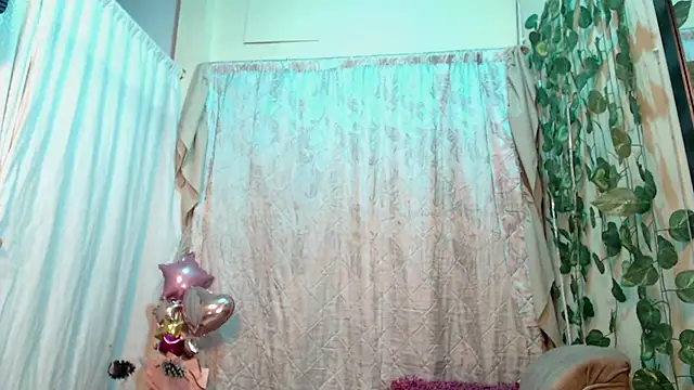 Snapshot of nicollejordan1 chatting on March 8, 2025, 10:00 am nicollejordan1 online show from March 8, 2025, 10:00 am