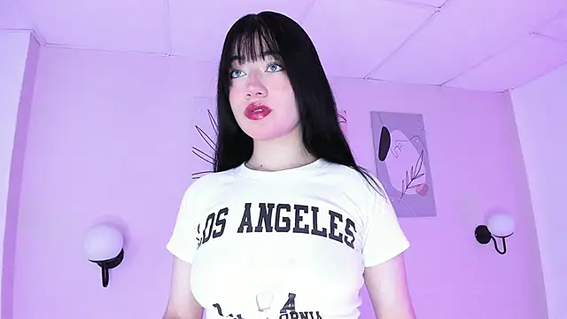 Snapshot of GENNESIS_LOVE chatting on December 31, 2024, 1:15 am GENNESIS LOVE online show from December 31, 2024, 1:15 am