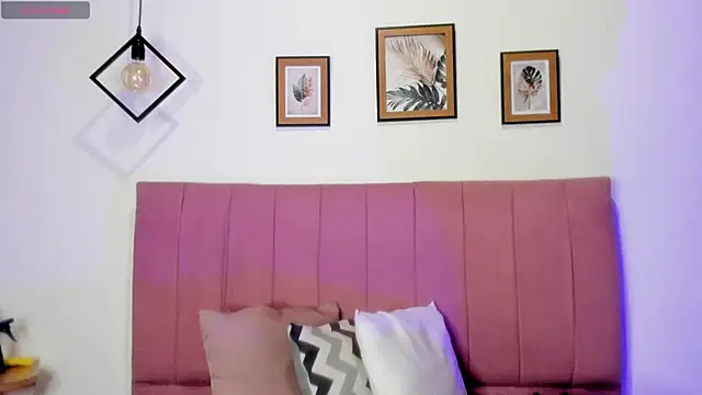 Snapshot of GENNESIS_LOVE chatting on November 11, 2025, 3:06 am GENNESIS LOVE online show from November 11, 2025, 3:06 am