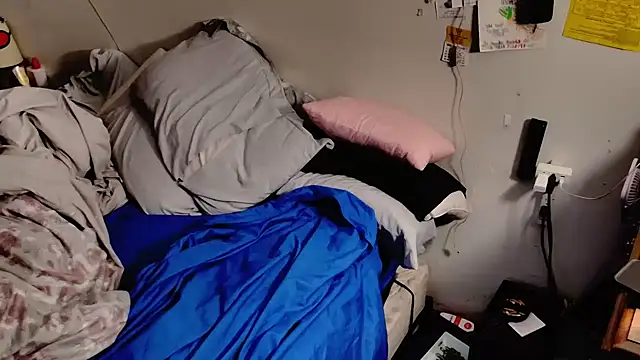 ROCKHARDDADDY86 online show from January 13, 2026, 6:13 pm