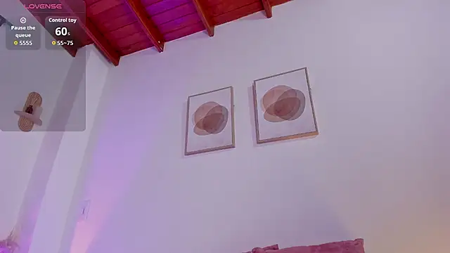 Snapshot of Mia_222 chatting on October 18, 2025, 10:49 am Mia 222 online show from October 18, 2025, 10:49 am