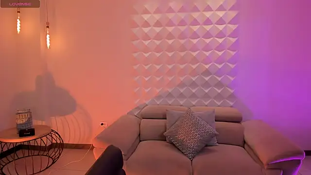 Snapshot of MarianneLane chatting on September 25, 2025, 10:02 pm MarianneLane online show from September 25, 2025, 10:02 pm