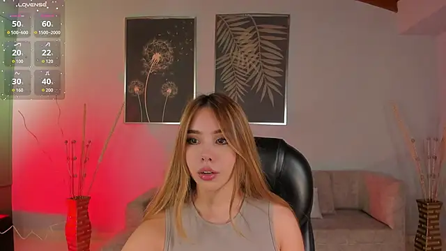 CarolineGraceX online show from December 1, 2025, 10:53 am