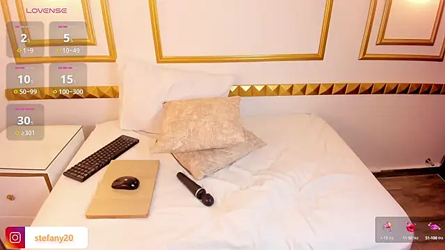 Snapshot of amor_smith_ chatting on March 19, 2025, 8:34 am amor smith online show from March 19, 2025, 8:34 am