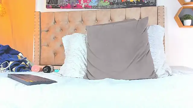 Anya Texas online show from February 22, 2025, 9:26 pm