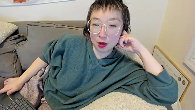 luxgray online show from March 10, 2025, 3:45 am