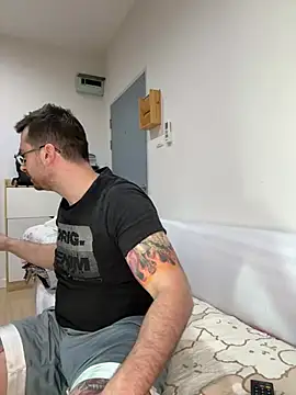 JayXCee Official online show from December 14, 2024, 4:56 am