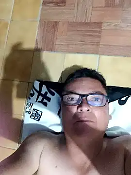 Anuviss lxx online show from November 15, 2025, 3:37 am