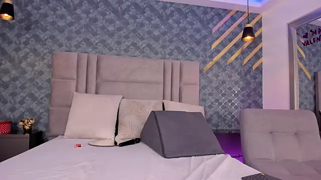 NiiaMoore online show from March 9, 2025, 1:56 am