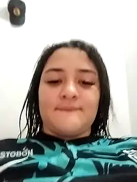 Snapshot of Liancy chatting on December 12, 2024, 7:37 pm Liancy online show from December 12, 2024, 7:37 pm