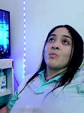 Snapshot of Liancy chatting on January 26, 2025, 4:30 am Liancy online show from January 26, 2025, 4:30 am