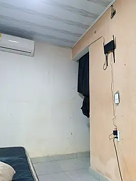 Liancy online show from March 11, 2026, 8:59 pm