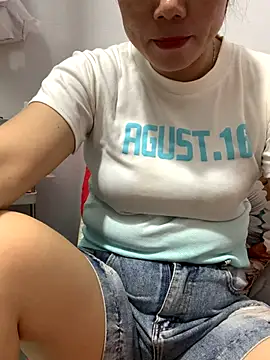 Baby-bigtits online show from October 30, 2025, 12:45 am