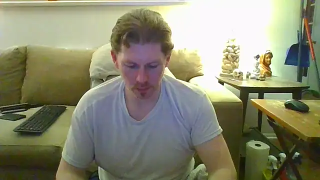 Snapshot of Rock_Pierce chatting on May 24, 2026, 5:23 am Rock Pierce online show from May 24, 2026, 5:23 am