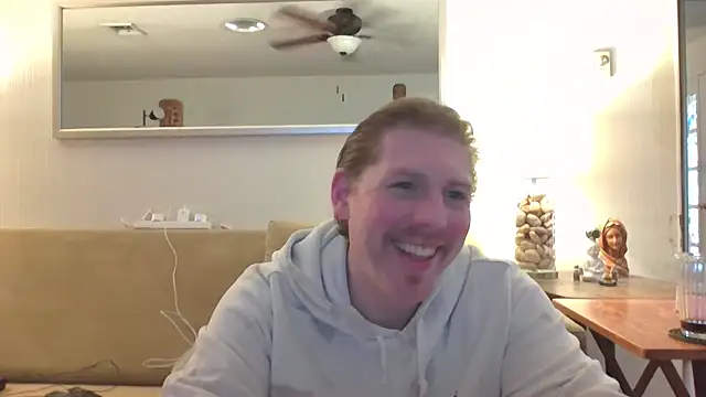 Snapshot of Rock_Pierce chatting on June 13, 2026, 6:17 pm Rock Pierce online show from June 13, 2026, 6:17 pm