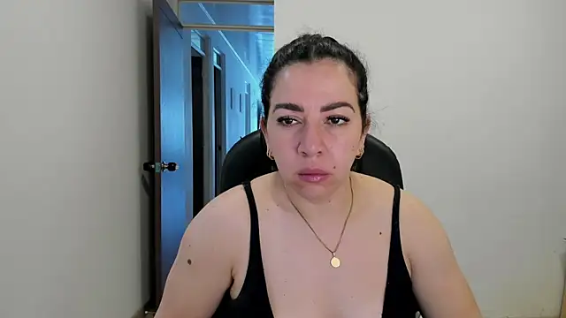 Snapshot of Im_coco chatting on May 4, 2026, 12:34 pm Im coco online show from May 4, 2026, 12:34 pm