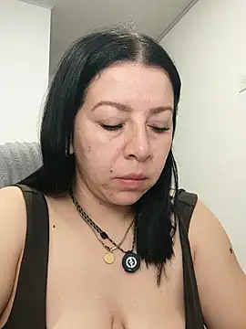 Snapshot of Im_coco chatting on May 17, 2026, 9:49 am Im coco online show from May 17, 2026, 9:49 am