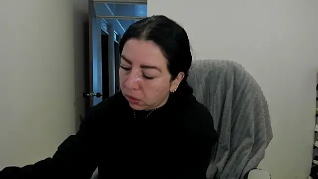 Snapshot of Im_coco chatting on May 29, 2026, 12:47 pm Im coco online show from May 29, 2026, 12:47 pm