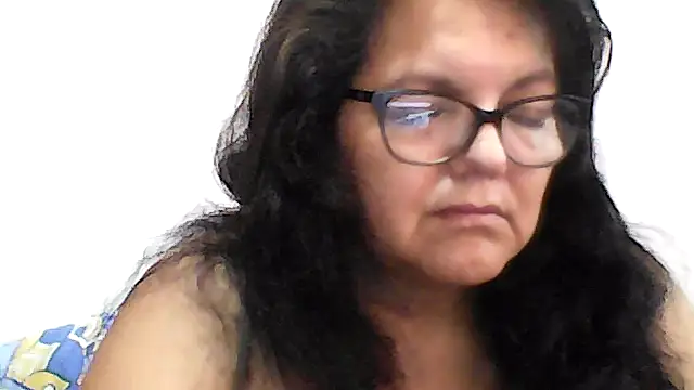 kassandra02 online show from December 19, 2025, 3:52 pm