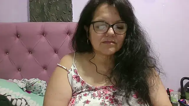Snapshot of kassandra02 chatting on June 5, 2026, 3:35 am kassandra02 online show from June 5, 2026, 3:35 am