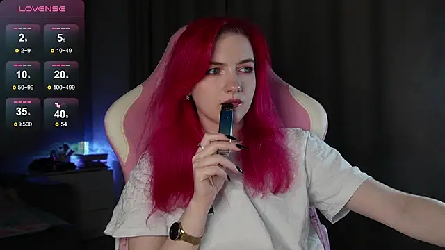 joyhannahh online show from November 9, 2025, 2:48 pm