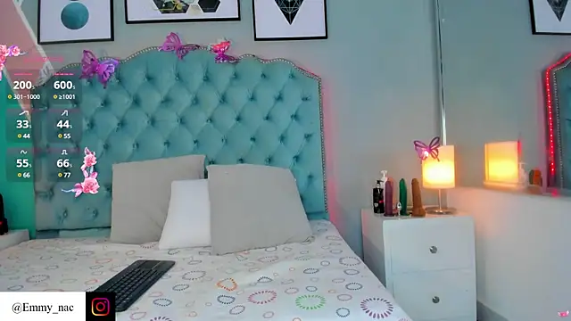 Snapshot of emmy_lander chatting on January 9, 2025, 2:07 pm emmy lander online show from January 9, 2025, 2:07 pm