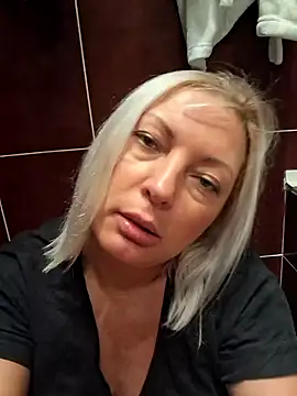 cutecatXXX online show from April 27, 2026, 10:19 pm