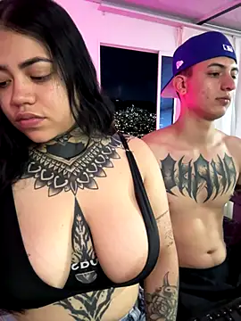 aliensexy online show from September 13, 2025, 11:37 pm