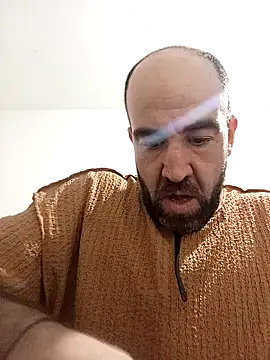 jmliimonsito online show from April 30, 2026, 2:29 am