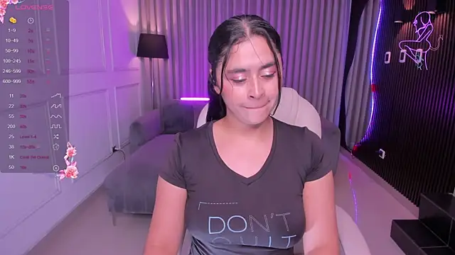 Anna parkker  online show from March 15, 2025, 11:08 am