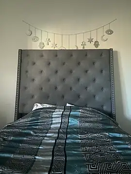 Snapshot of juicyyy323 chatting on December 13, 2025, 10:26 pm juicyyy323 online show from December 13, 2025, 10:26 pm