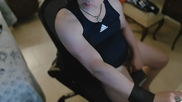 Snapshot of slzypvtpig chatting on February 21, 2026, 10:27 am slzypvtpig online show from February 21, 2026, 10:27 am