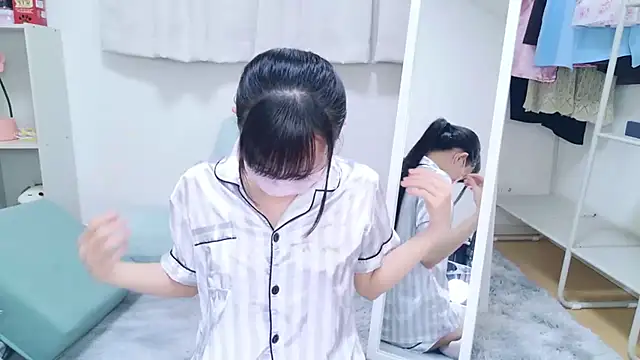 Snapshot of 86_haru chatting on March 20, 2025, 2:42 pm 86 haru online show from March 20, 2025, 2:42 pm