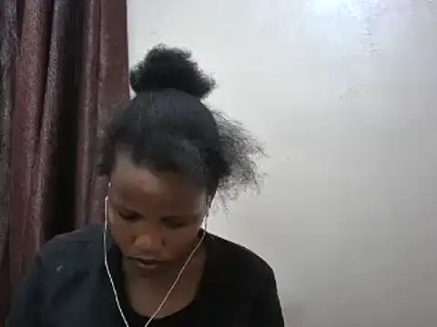 Snapshot of afrikaqueen chatting on January 25, 2025, 10:51 am afrikaqueen online show from January 25, 2025, 10:51 am