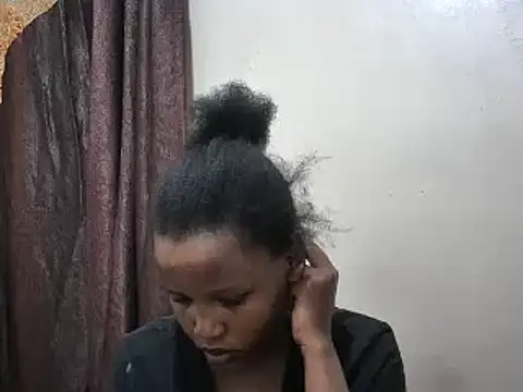 Snapshot of afrikaqueen chatting on January 25, 2025, 3:30 pm afrikaqueen online show from January 25, 2025, 3:30 pm