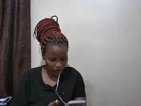 Snapshot of afrikaqueen chatting on February 19, 2025, 11:38 am afrikaqueen online show from February 19, 2025, 11:38 am