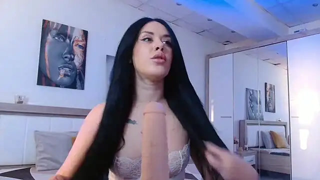 LaylaCruzRose online show from February 10, 2025, 5:58 am