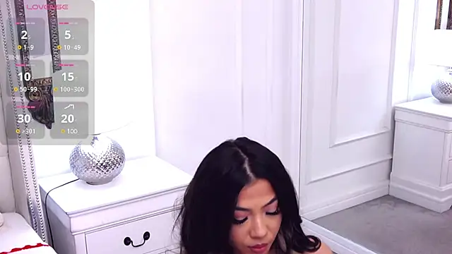 Snapshot of KiaraDevlynn chatting on January 24, 2025, 5:53 pm KiaraDevlynn online show from January 24, 2025, 5:53 pm