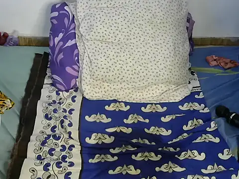 Snapshot of juicy_candy1999 chatting on February 28, 2025, 2:20 pm juicy candy1999 online show from February 28, 2025, 2:20 pm