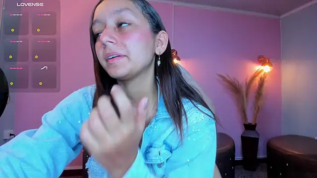 Snapshot of katy_sweet19 chatting on November 10, 2025, 6:07 pm katy sweet19 online show from November 10, 2025, 6:07 pm