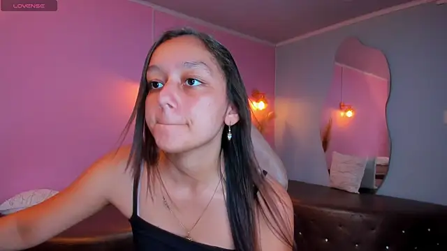 Snapshot of katy_sweet19 chatting on November 17, 2025, 6:03 pm katy sweet19 online show from November 17, 2025, 6:03 pm