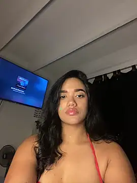 ElaEndez  online show from May 16, 2026, 11:25 pm
