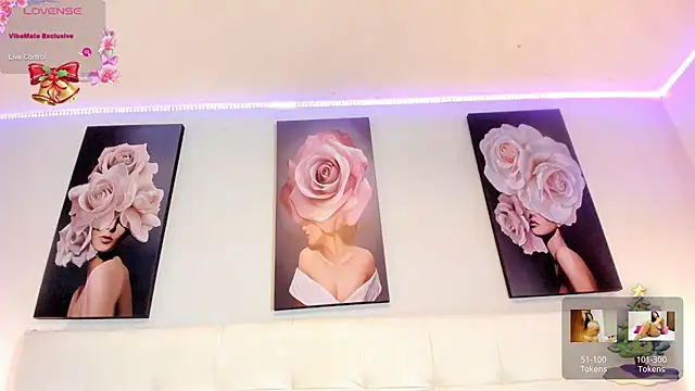 Snapshot of Sweetdreamses_ chatting on December 30, 2024, 3:24 pm Sweetdreamses online show from December 30, 2024, 3:24 pm