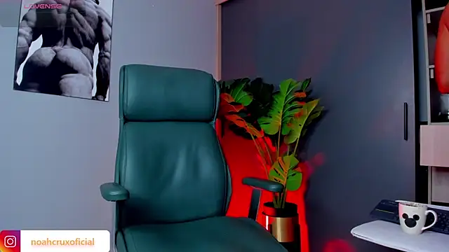 noah crux online show from March 6, 2026, 11:50 am