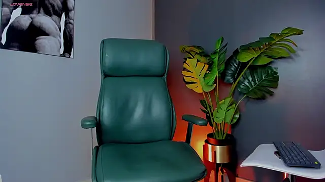 Snapshot of noah_crux chatting on March 29, 2026, 2:11 am noah crux online show from March 29, 2026, 2:11 am