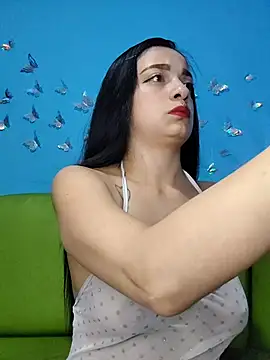 evelyn prince1 online show from May 5, 2026, 2:30 am