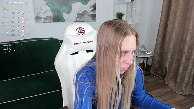 miissblonde online show from March 6, 2025, 5:46 am