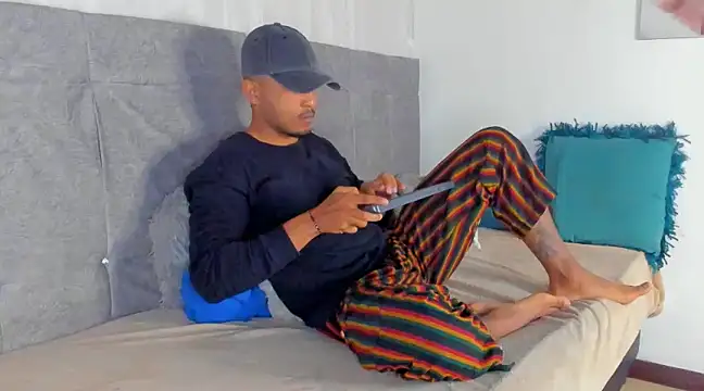 Snapshot of Mateo_Reales chatting on January 18, 2025, 4:15 am Mateo Reales online show from January 18, 2025, 4:15 am