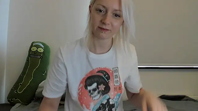 Snapshot of BetterThanYourEx69 chatting on December 3, 2024, 10:28 am BetterThanYourEx69 online show from December 3, 2024, 10:28 am