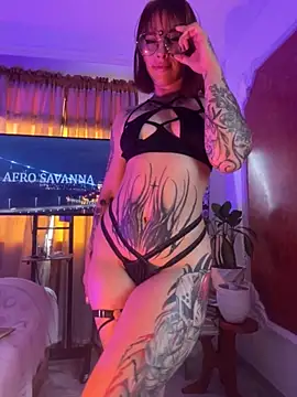 Snapshot of ValenGray chatting on November 13, 2025, 12:48 pm ValenGray online show from November 13, 2025, 12:48 pm